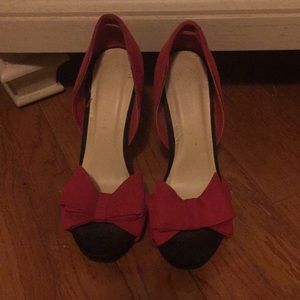 Size 7 Red suede shoes
